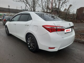 2014 Toyota Corolla XI (E160, E170, E180), белый, 1300000 рублей, вид 3