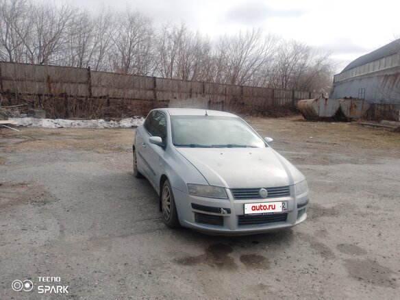 2003 Fiat Stilo, серый, 300000 рублей - вид 3