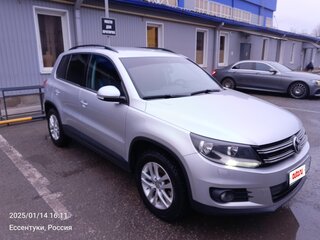 2011 Volkswagen Tiguan I Рестайлинг, серебристый, 1320000 рублей, вид 3