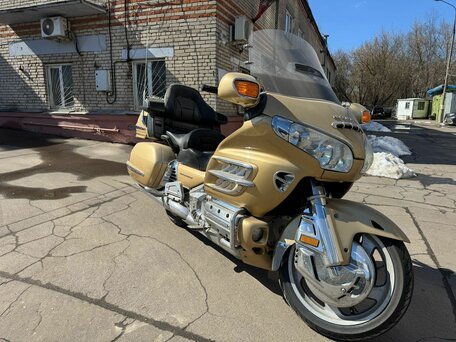 2006 Honda GL 1800 Gold Wing, золотистый, 900000 рублей, вид 4
