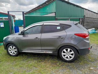 2010 Hyundai Tucson II, серый, 1550000 рублей, вид 4