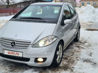 2005 Mercedes-Benz A-Класс 200 II (W169), серебристый, 658052 рублей, вид 2