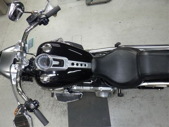 2018 Harley-Davidson Fat Boy, чёрный, 1640000 рублей - вид 9