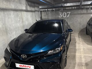 2020 Toyota Camry US Market VIII (XV70) Рестайлинг, синий, 2900000 рублей, вид 5