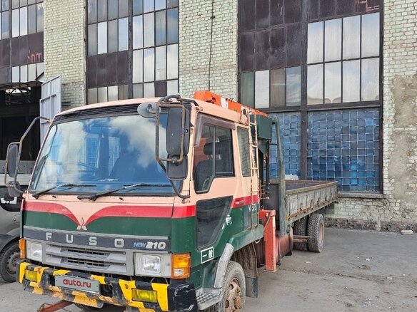 1994 Fuso (Mitsubishi) Fighter, зелёный, 2999000 рублей