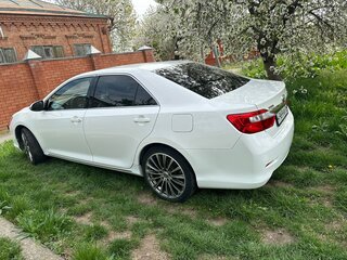 2014 Toyota Camry VII (XV50), белый, 1700000 рублей, вид 3