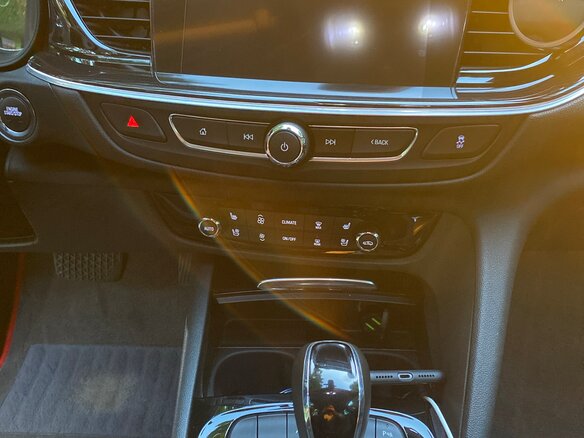 2018 Opel Insignia II, белый, 1700000 рублей - вид 17
