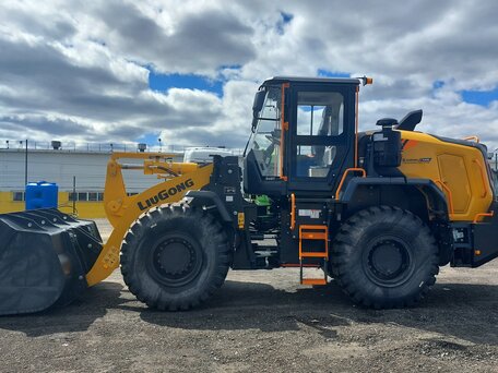 2025 LiuGong 848T, жёлтый, 10000000 рублей, вид 5