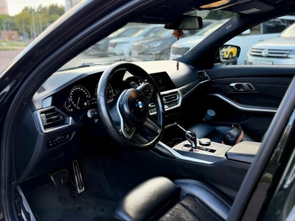 2019 BMW 3 серии 330i VII (G2x), чёрный, 3985000 рублей - вид 14