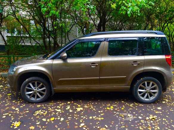 2014 Skoda Yeti I Рестайлинг, коричневый - вид 5