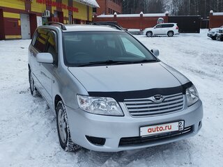 2004 Toyota Corolla Fielder IX (E120, E130) Рестайлинг, серый, 695000 рублей, вид 3