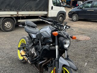 2017 Yamaha MT-07 (FZ-07), серый, 750000 рублей, вид 1