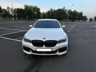 2018 BMW 7 серии Long 740Ld xDrive VI (G11/G12), белый, 4220000 рублей, вид 2