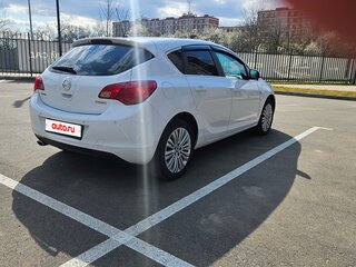 2011 Opel Astra J, белый, 699999 рублей, вид 5