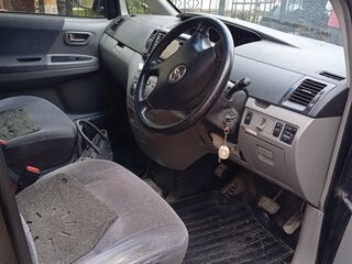 2001 Toyota Voxy I (R60), чёрный, 820000 рублей, вид 5