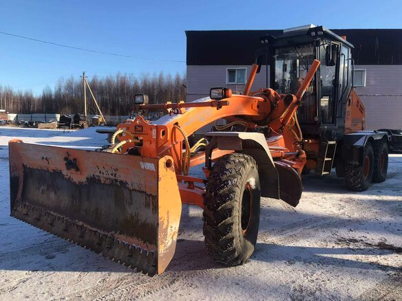 2019 Завод Дорожных машин DM-14.0, оранжевый, 7000000 рублей