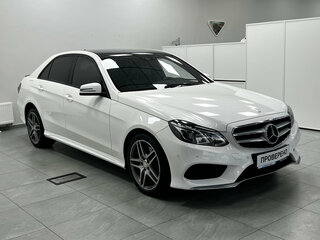2015 Mercedes-Benz E-Класс 200 IV (W212, S212, C207) Рестайлинг, белый, 1500000 рублей, вид 2