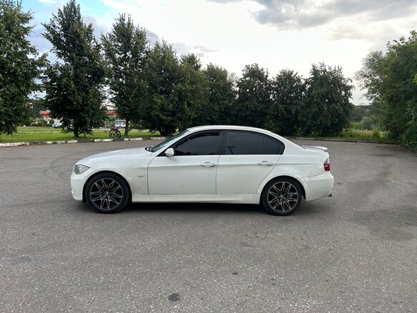 2006 BMW 3 серии 320i V (E90/E91/E92/E93), белый, 700000 рублей - вид 6