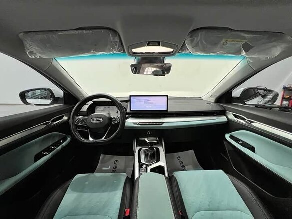 2022 Geely Emgrand II, белый - вид 6