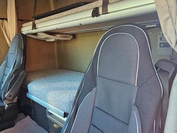 2009 DAF XF 105, оранжевый, 3300000 рублей - вид 4