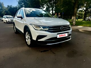 2021 Volkswagen Tiguan II Рестайлинг, белый, 2890000 рублей, вид 3