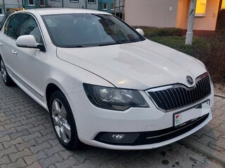 2013 Skoda Superb DSG II, белый, 899000 рублей, вид 3