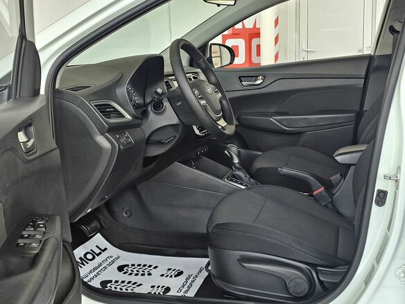 2019 Hyundai Solaris II, белый, 1583000 рублей - вид 9