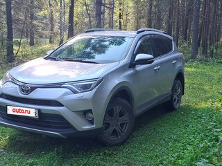 2018 Toyota RAV4 IV (XA40) Рестайлинг, серебристый, 2800000 рублей, вид 1