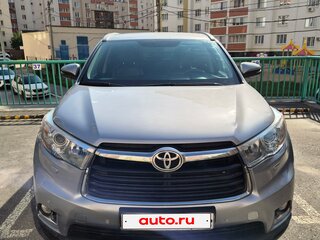 2015 Toyota Highlander III (XU50), серебристый, 2750000 рублей, вид 2