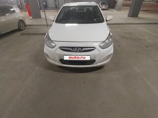 2013 Hyundai Solaris I, белый, 450000 рублей, вид 1