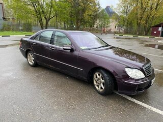 2002 Mercedes-Benz S-Класс 500 5-speed IV (W220) Рестайлинг, фиолетовый, 800000 рублей, вид 3
