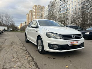 2018 Volkswagen Polo V Рестайлинг, белый, 1150000 рублей, вид 2