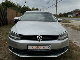 2014 Volkswagen Jetta VI, серебристый, 1320000 рублей, вид 1