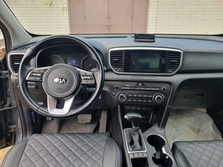 2020 Kia Sportage IV Рестайлинг, серый, 2450000 рублей, вид 5