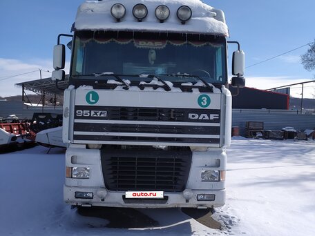 2002 DAF 95XF, белый, 1700000 рублей, вид 5