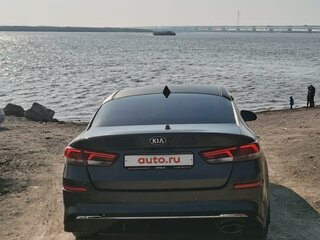2019 Kia Optima IV Рестайлинг, серый, 1799000 рублей, вид 4