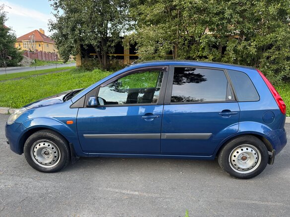 2008 Ford Fiesta Mk5, синий, 650000 рублей - вид 6