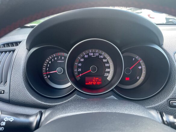 2012 Kia Cerato 6-speed II, чёрный - вид 12