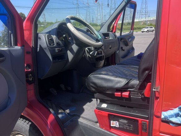 2004 Mercedes-Benz Sprinter, красный, 1300000 рублей - вид 9