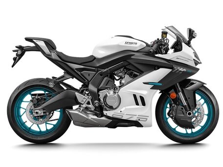 2026 CFMoto 675SR-R, белый, 769410 рублей, вид 1