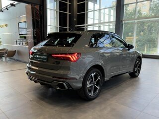 2026 Audi Q3 45 TFSI II (F3), серый, 4849000 рублей, вид 5