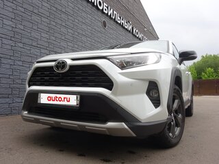 2022 Toyota RAV4 V (XA50), белый, 3300000 рублей, вид 1