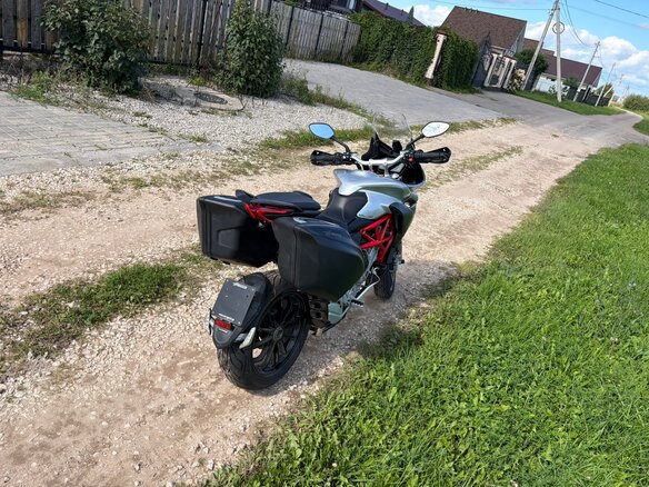 2018 MV Agusta Turismo Veloce 800, серебристый, 789000 рублей - вид 14