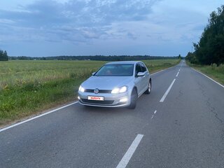 2014 Volkswagen Golf VII, серебристый, 1300000 рублей, вид 1