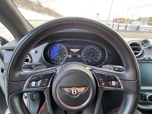 2019 Bentley Bentayga I, белый, 11400000 рублей - вид 12
