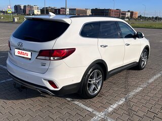 2016 Hyundai Santa Fe Grand III Рестайлинг, белый, 2600000 рублей, вид 4