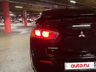 2012 Mitsubishi Lancer X Рестайлинг, чёрный, 900000 рублей, вид 4