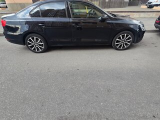 2013 Volkswagen Jetta VI, чёрный, 1150000 рублей, вид 2