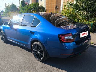 2018 Skoda Octavia III (A7) Рестайлинг, синий, 1990000 рублей, вид 4