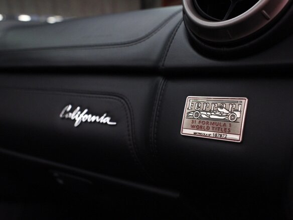 2012 Ferrari California I, белый - вид 3